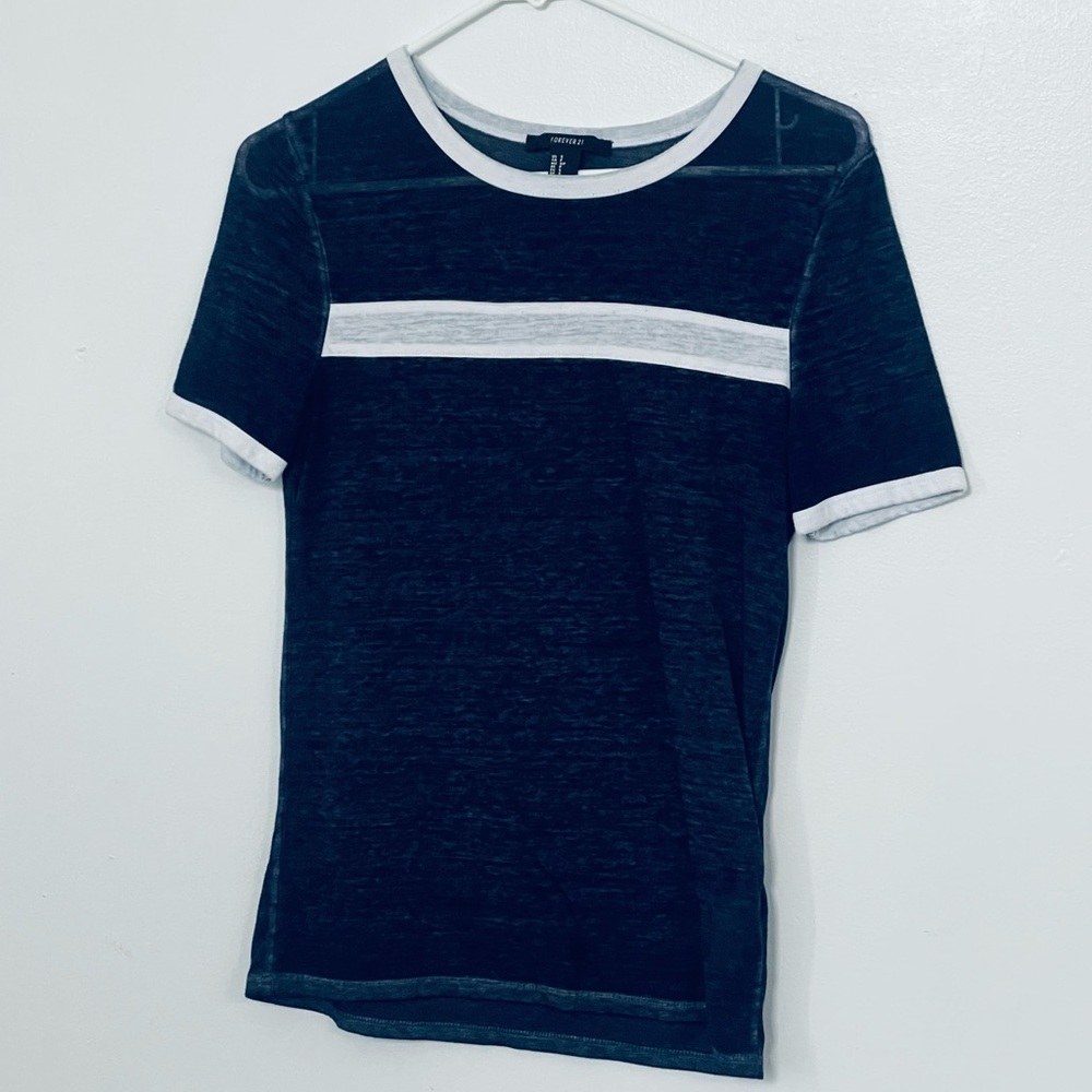 Womens fitted tee